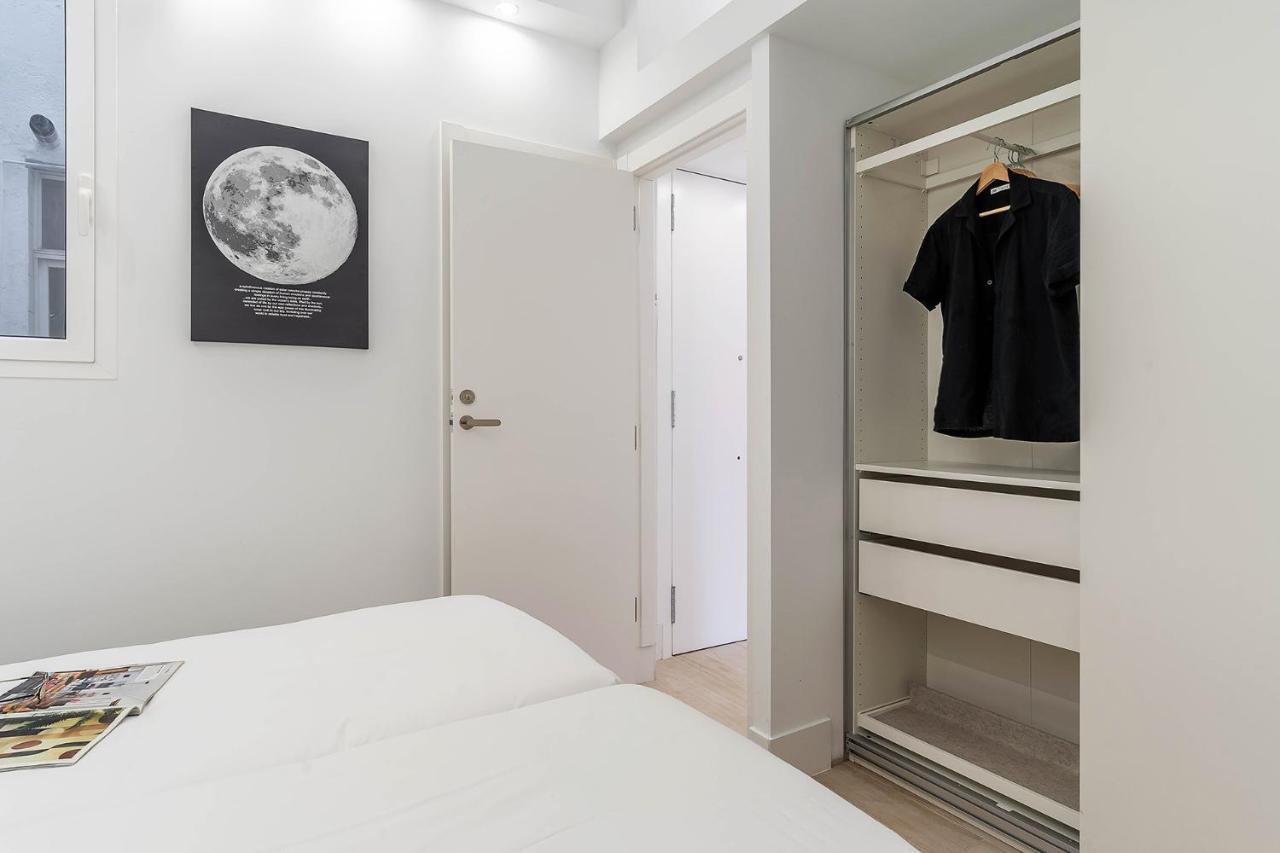 Ab Poble Sec Apartment Barcelona Bagian luar foto